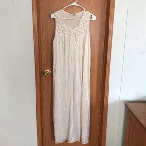 Vintage Vanity Fair long lingerie gown